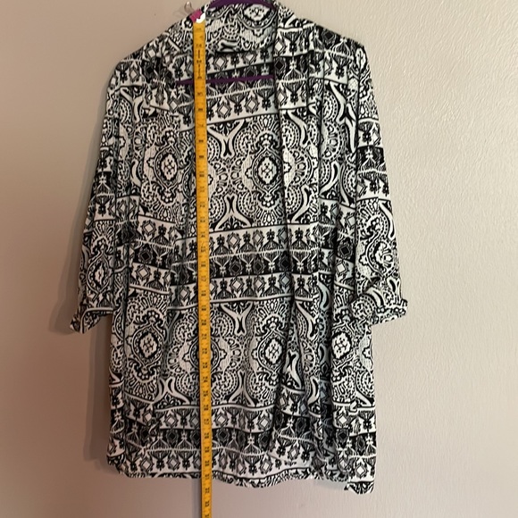 Cardigan - Picture 9 of 12